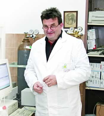 Dr prof. Nebojša Menković